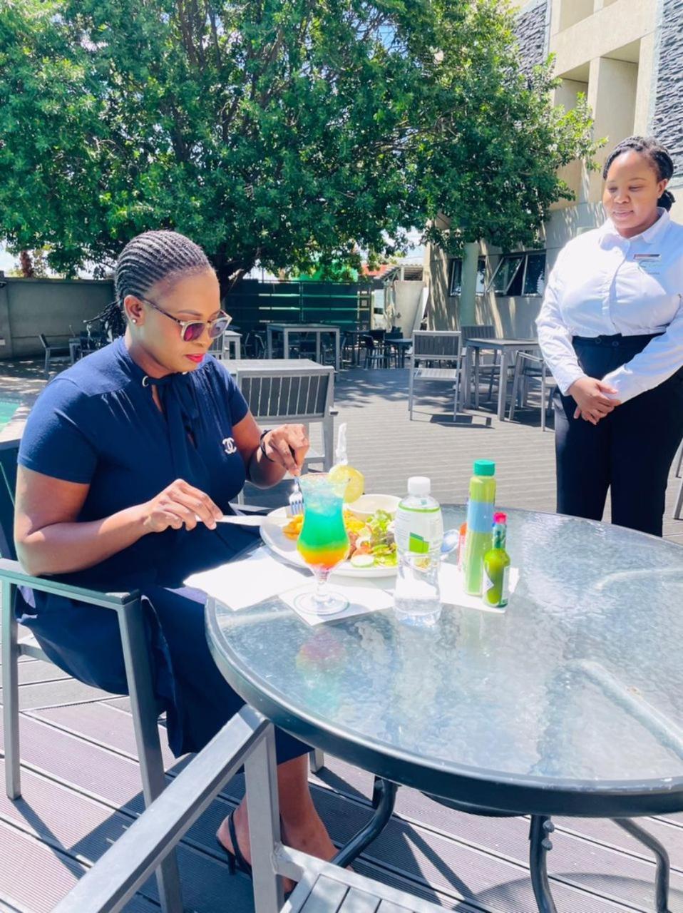 Aquarian Tide Hotel Gaborone Bagian luar foto