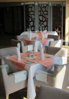 Aquarian Tide Hotel Gaborone Bagian luar foto